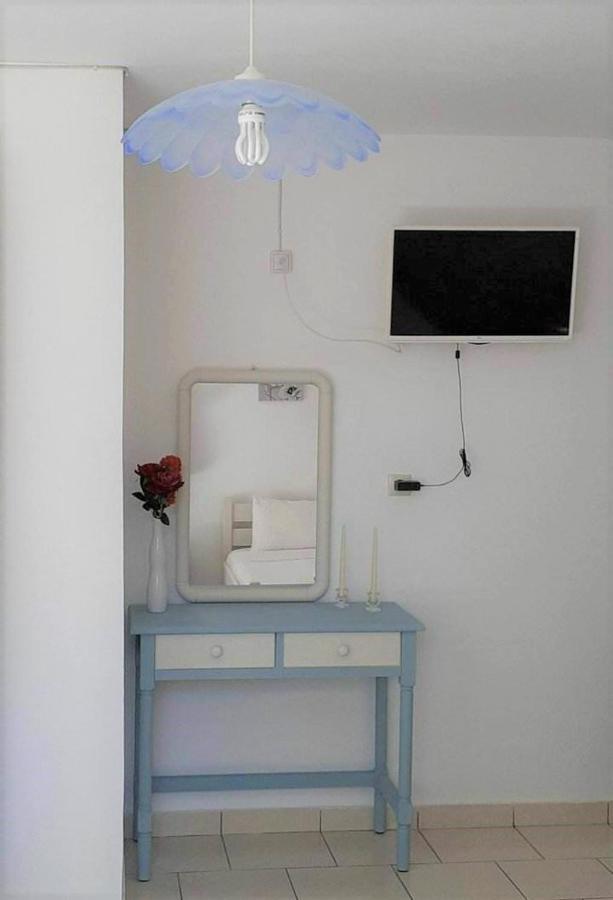 Daphnes Apartments Ratzaklion ภายนอก รูปภาพ